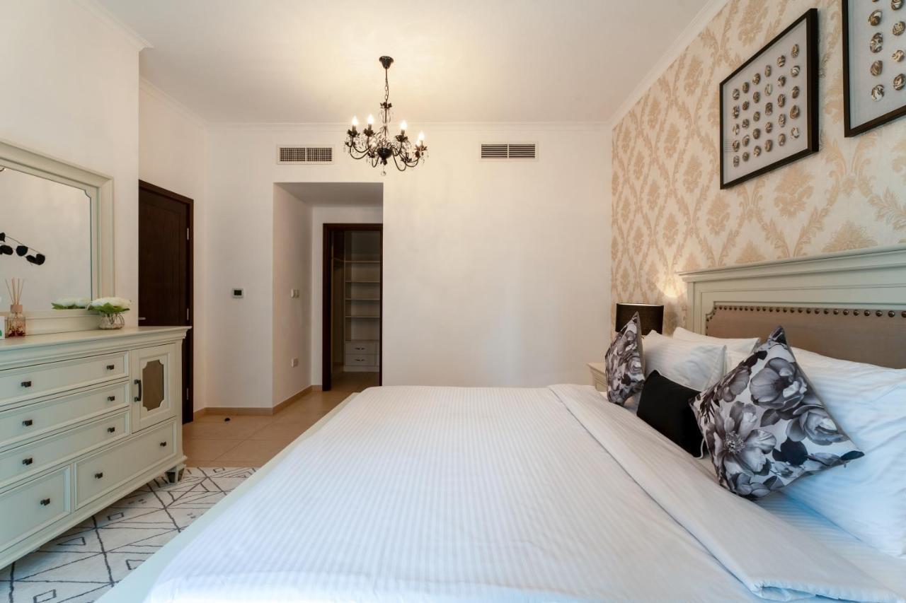 Ina Homes - Residences Tower 1 Upper Floor Дубай Екстериор снимка